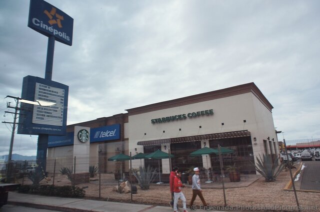 Starbucks Coffee at Cinepolis plaza Ensenada.jpg