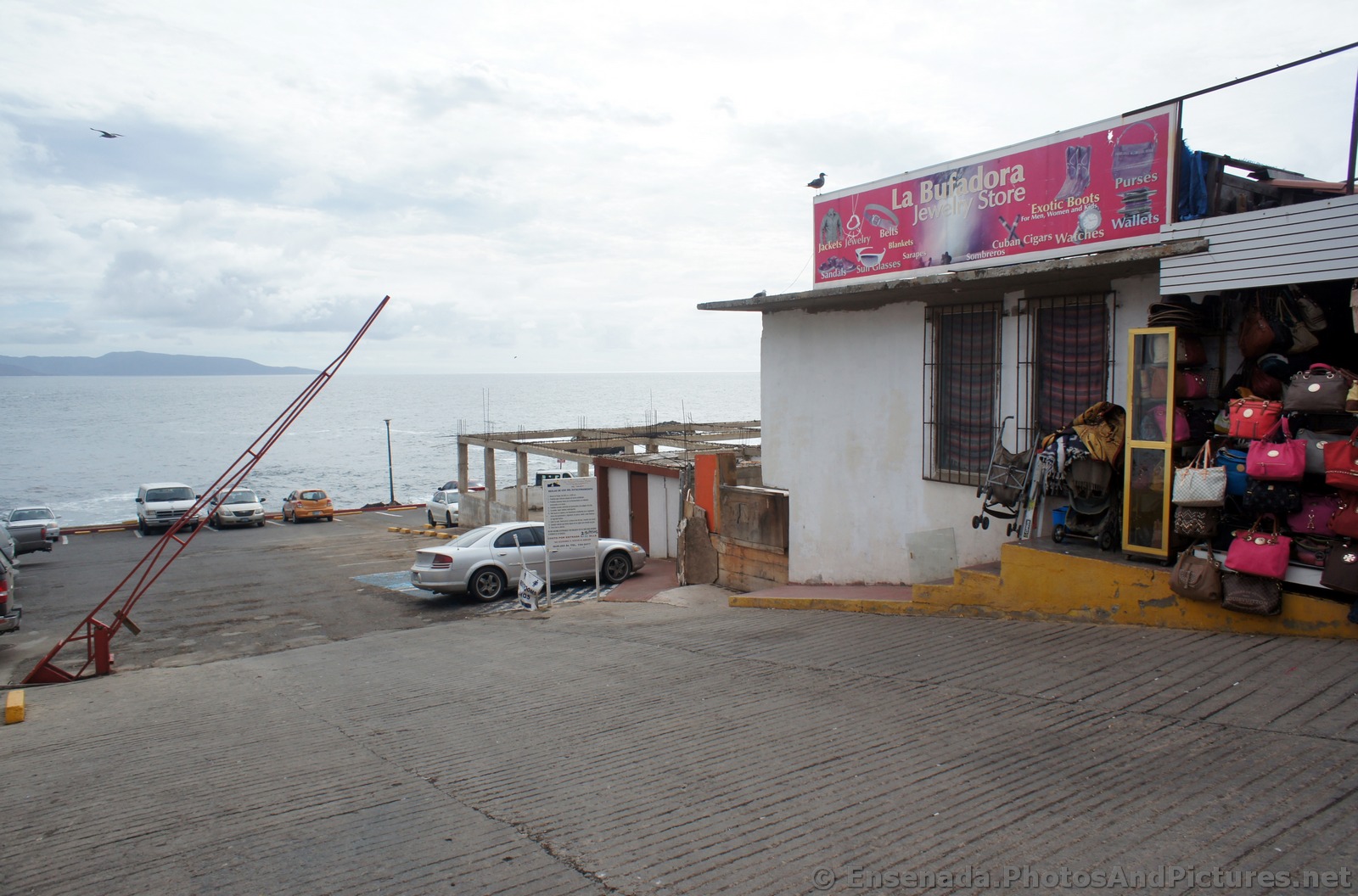 La Bufadora Jewelry Store.jpg