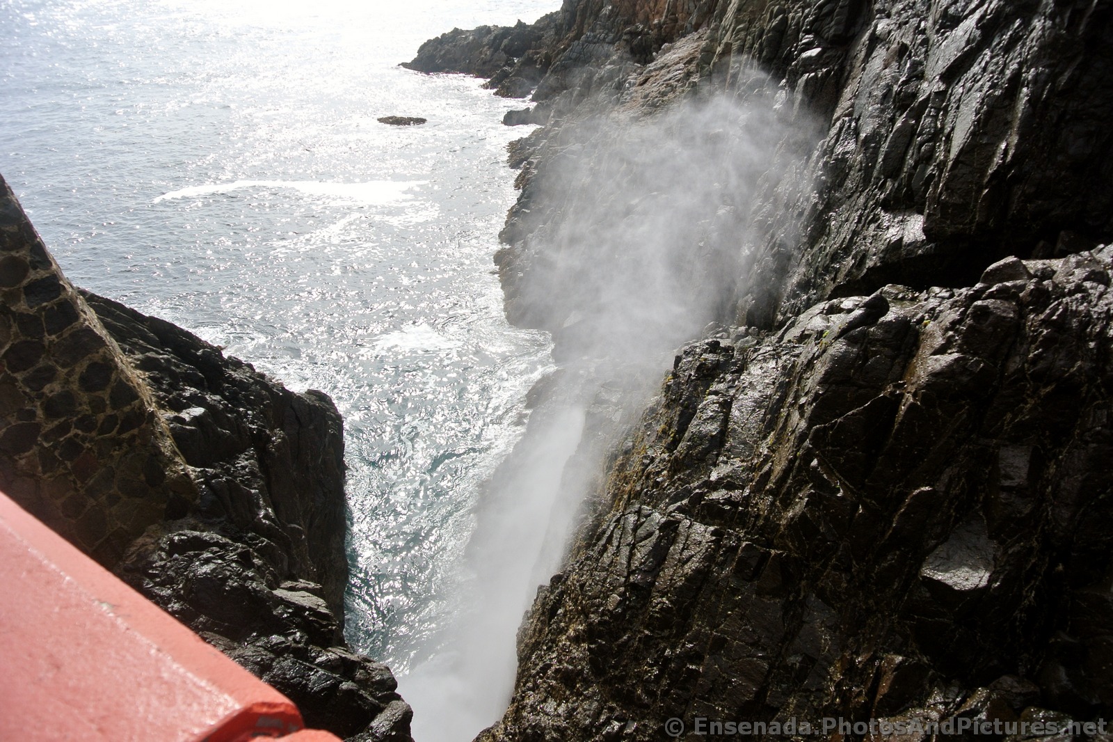 Water vapor rising from La Bufadora blowhole.jpg