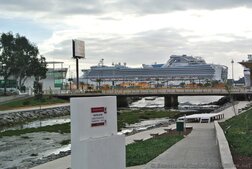 Sapphire Princess viewed from bridge in Ensenada.jpg